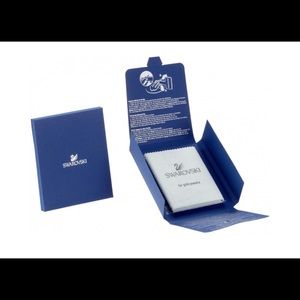 Swarovski consumer cleaning kit